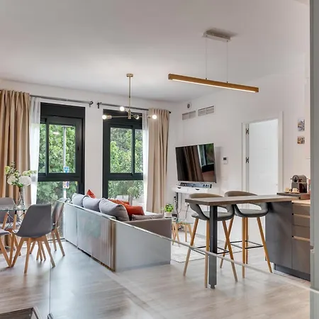 Apartamento Modern Unit With View *